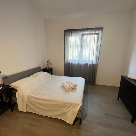 Dante Alighieri Apartment Bardolino Luaran gambar