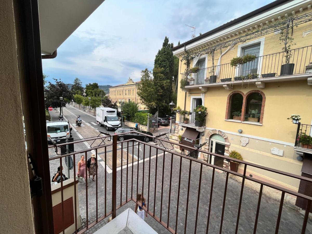 Dante Alighieri Apartment Bardolino Luaran gambar