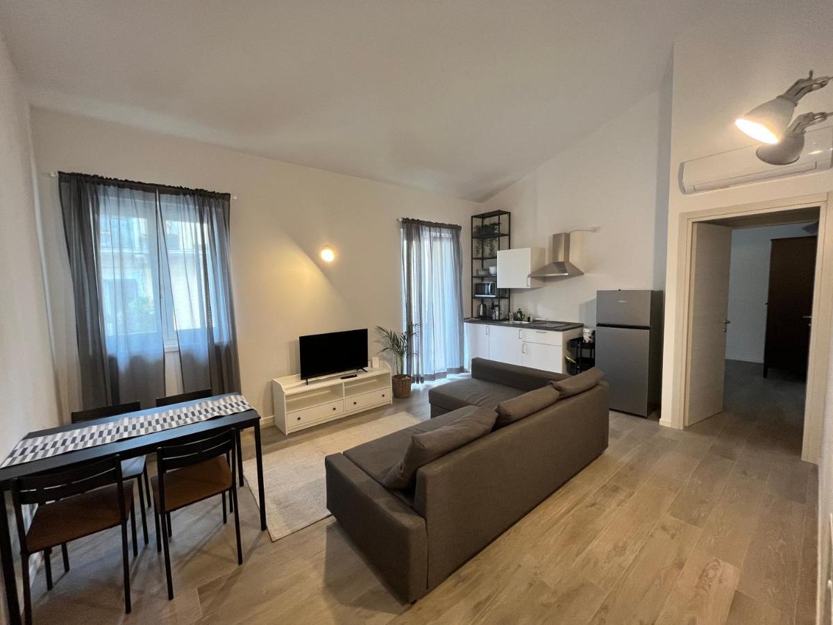 Dante Alighieri Apartment Bardolino Luaran gambar
